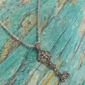MODCLOTH ALLOY VINTAGE KEY NECKLACE 2